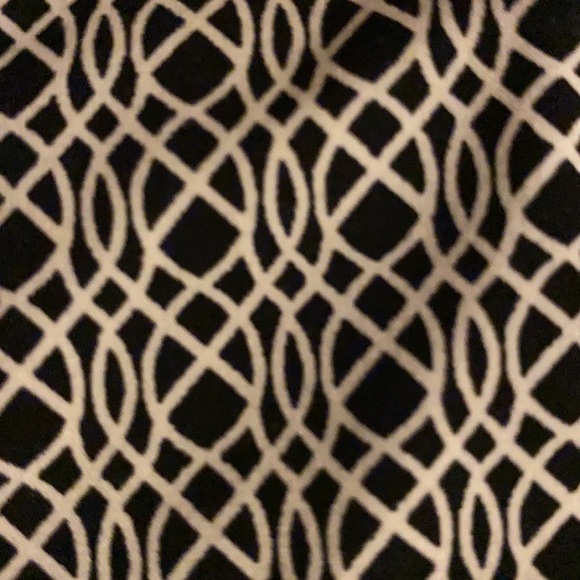 Banana Republic Ruched Scoop Draped Neck-Line Tank - Picture 7 of 7